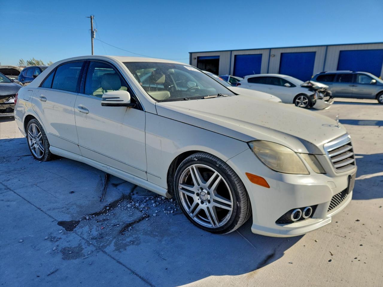 2010 Mercedes Benz E - Фото 4