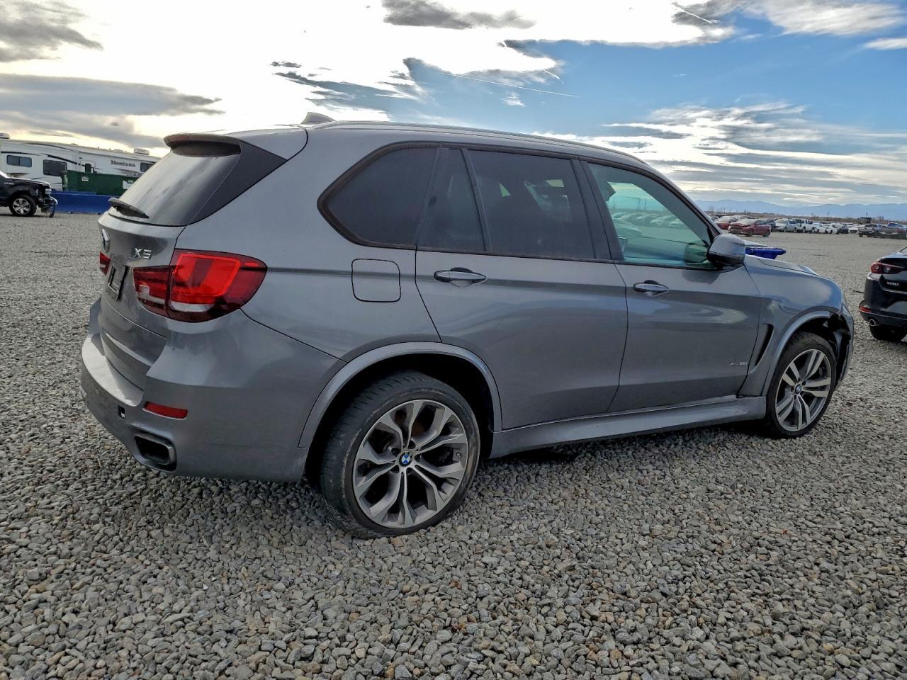 2014 BMW X5 xDrive50I - Фото 3