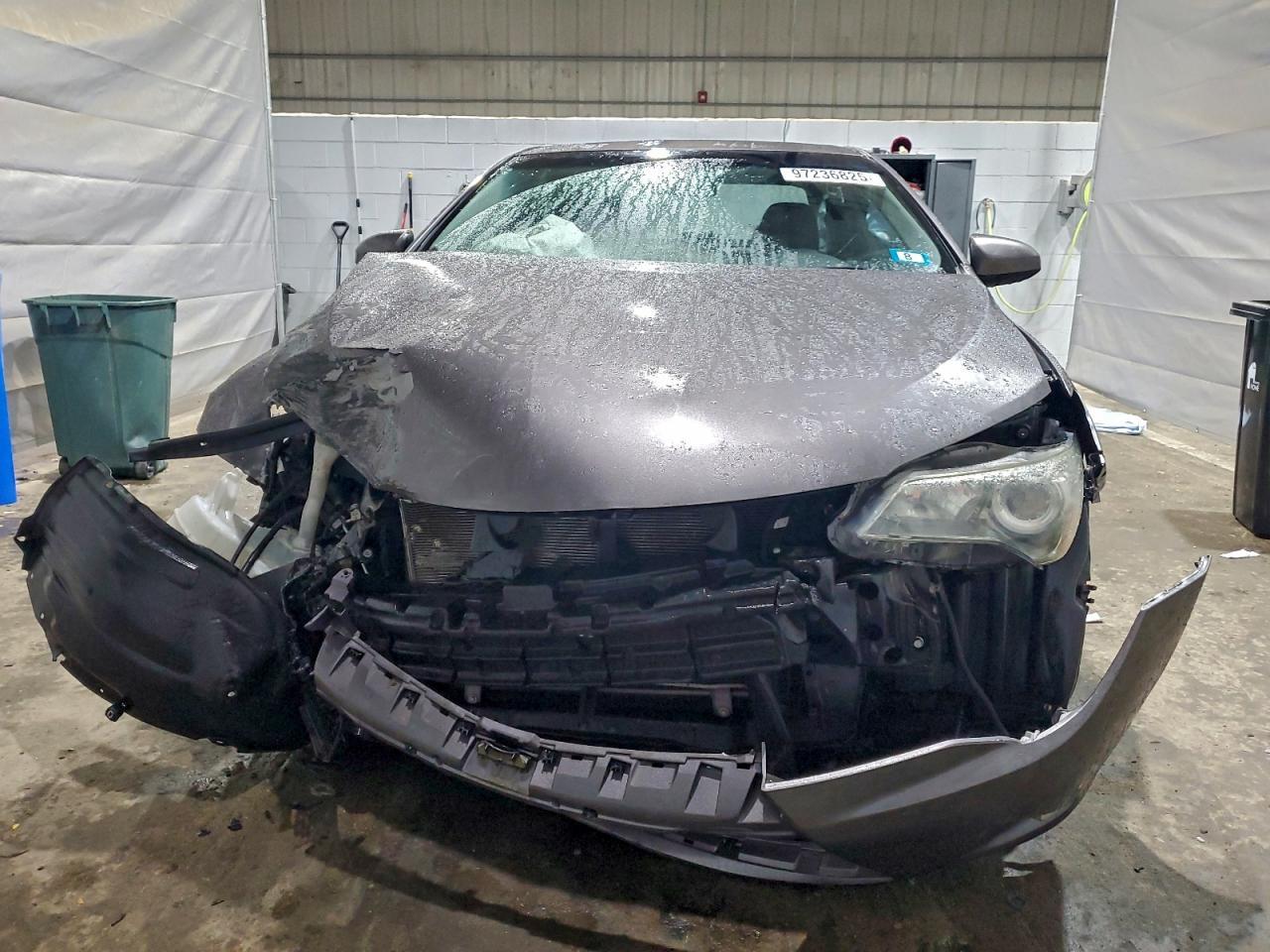 2015 Toyota Camry Le - Image 5