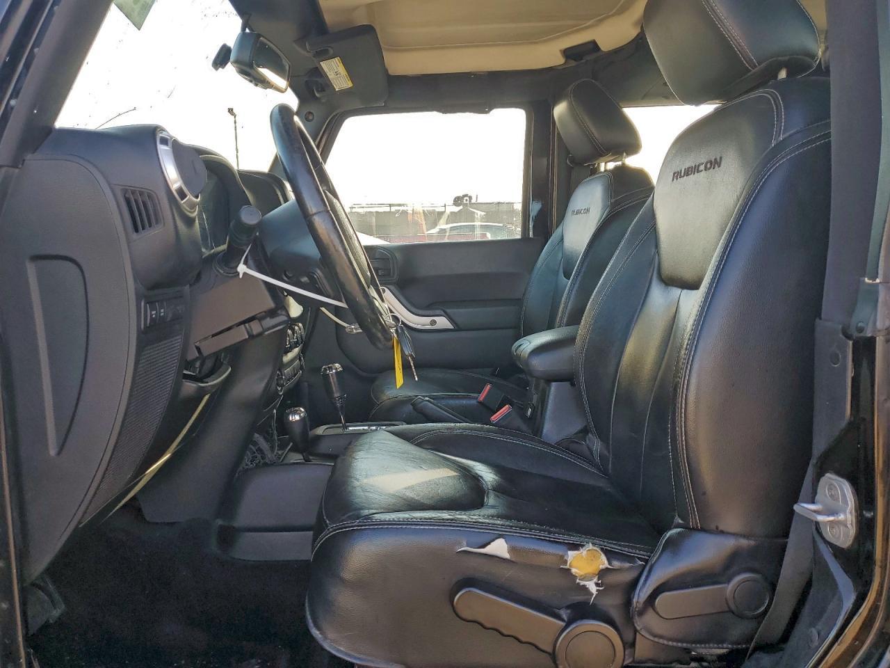 2013 Jeep Wrangler Rubicon - Image 7