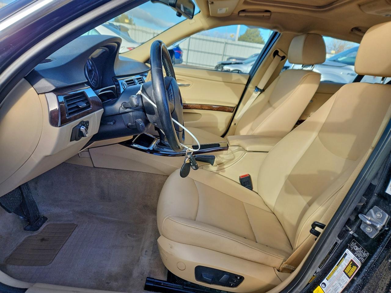 2011 BMW 335 Xi - Фото 7