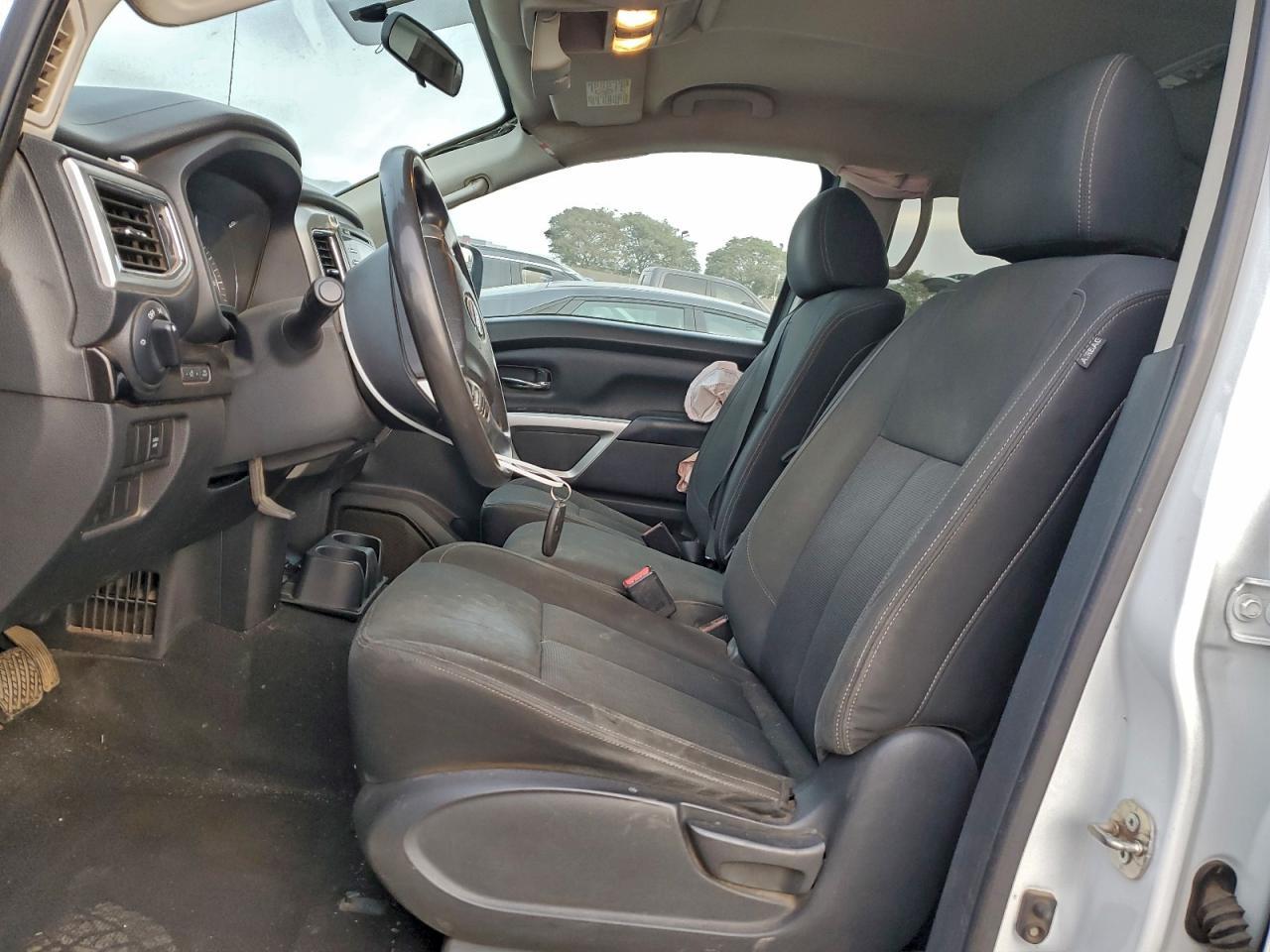 2018 Nissan Titan Xd S - Фото 7