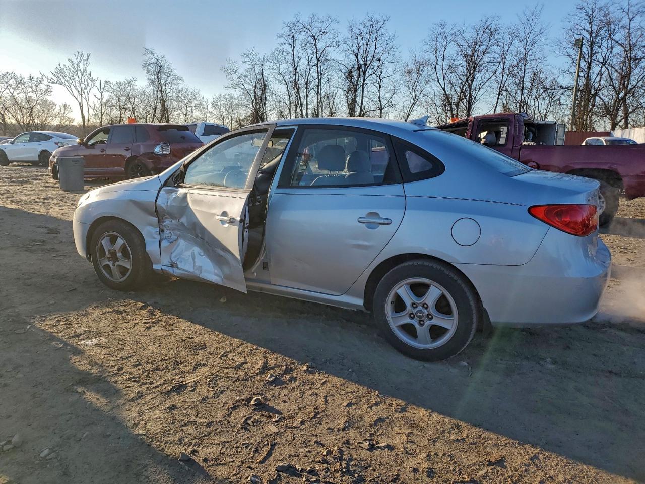 2010 Hyundai Elantra Blue - Фото 2