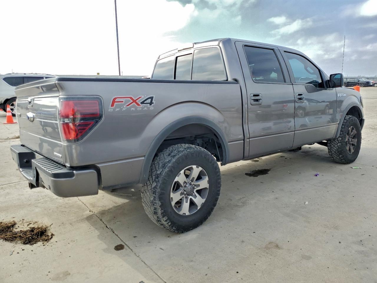 2013 Ford F150 Supercrew - Фото 3