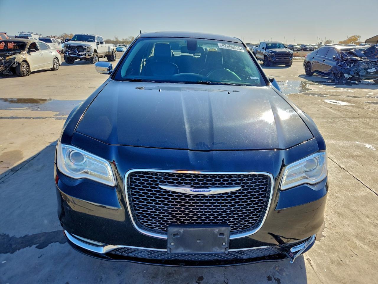 2018 Chrysler 300 Limited - Image 5
