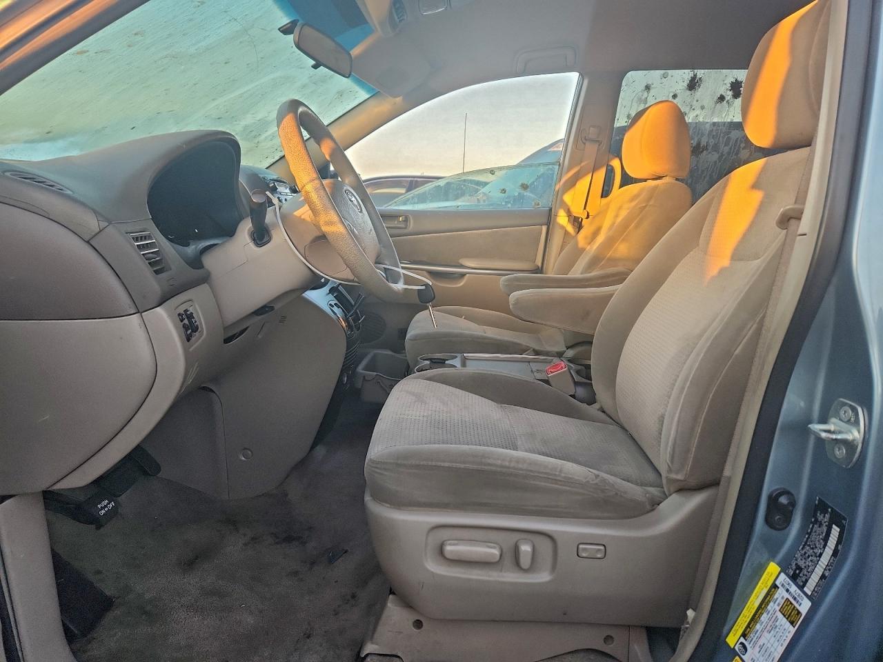 2009 Toyota Sienna Ce - Фото 7
