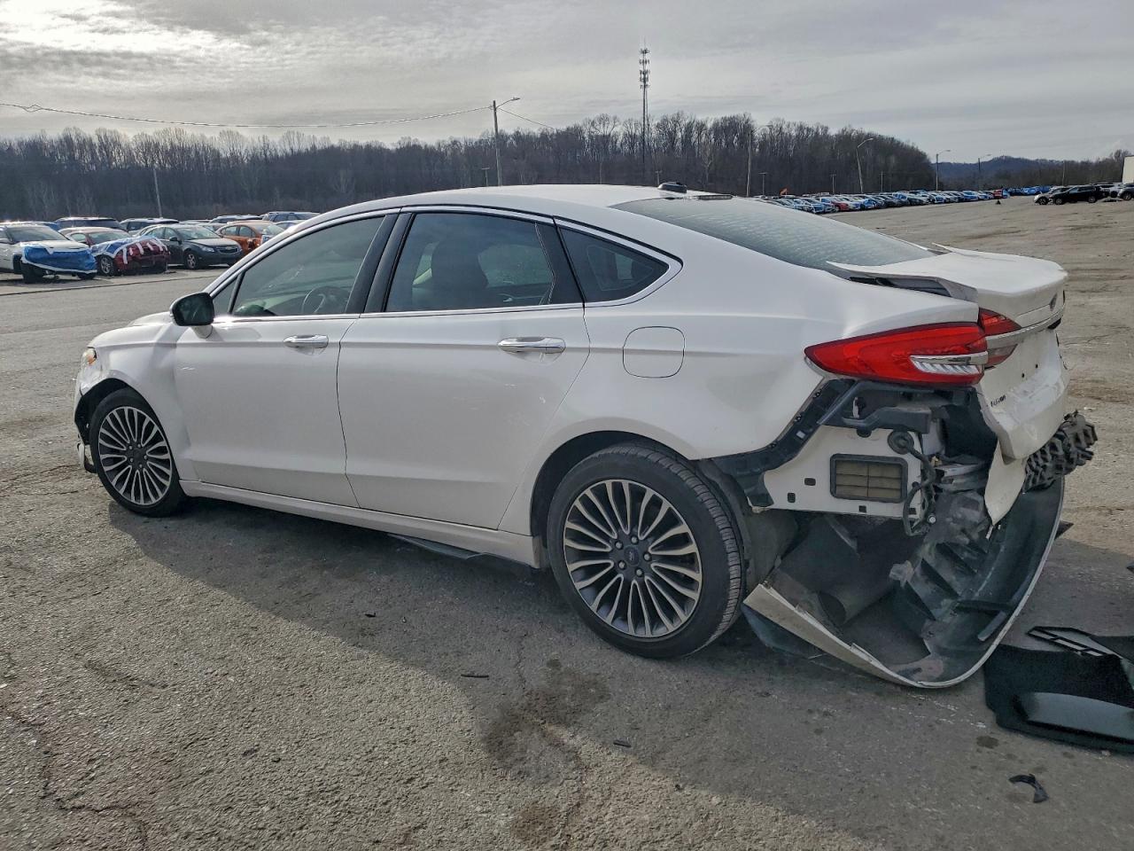 2017 Ford Fusion Se - Фото 2