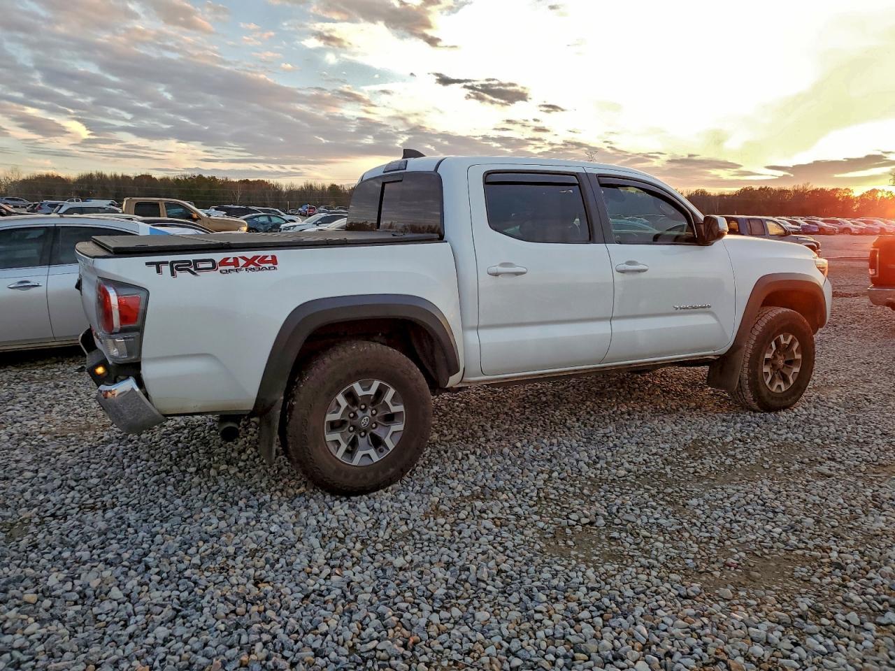 2023 Toyota Tacoma Double Cab - Фото 3