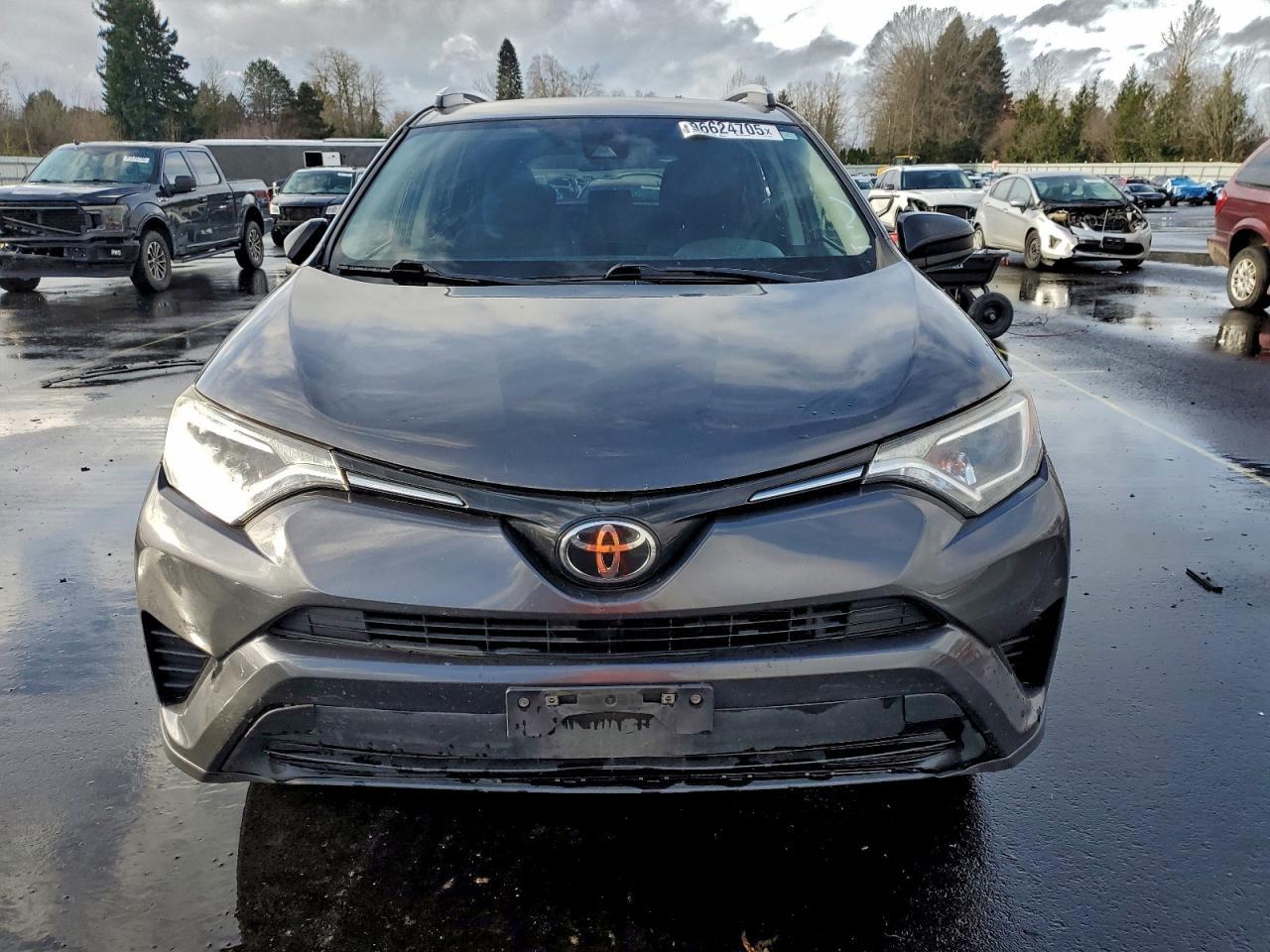 2017 Toyota Rav4 Le - Фото 5