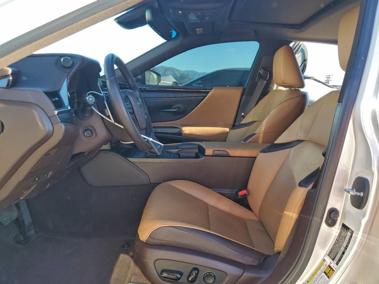 2021 Lexus Es 300H - Image 7