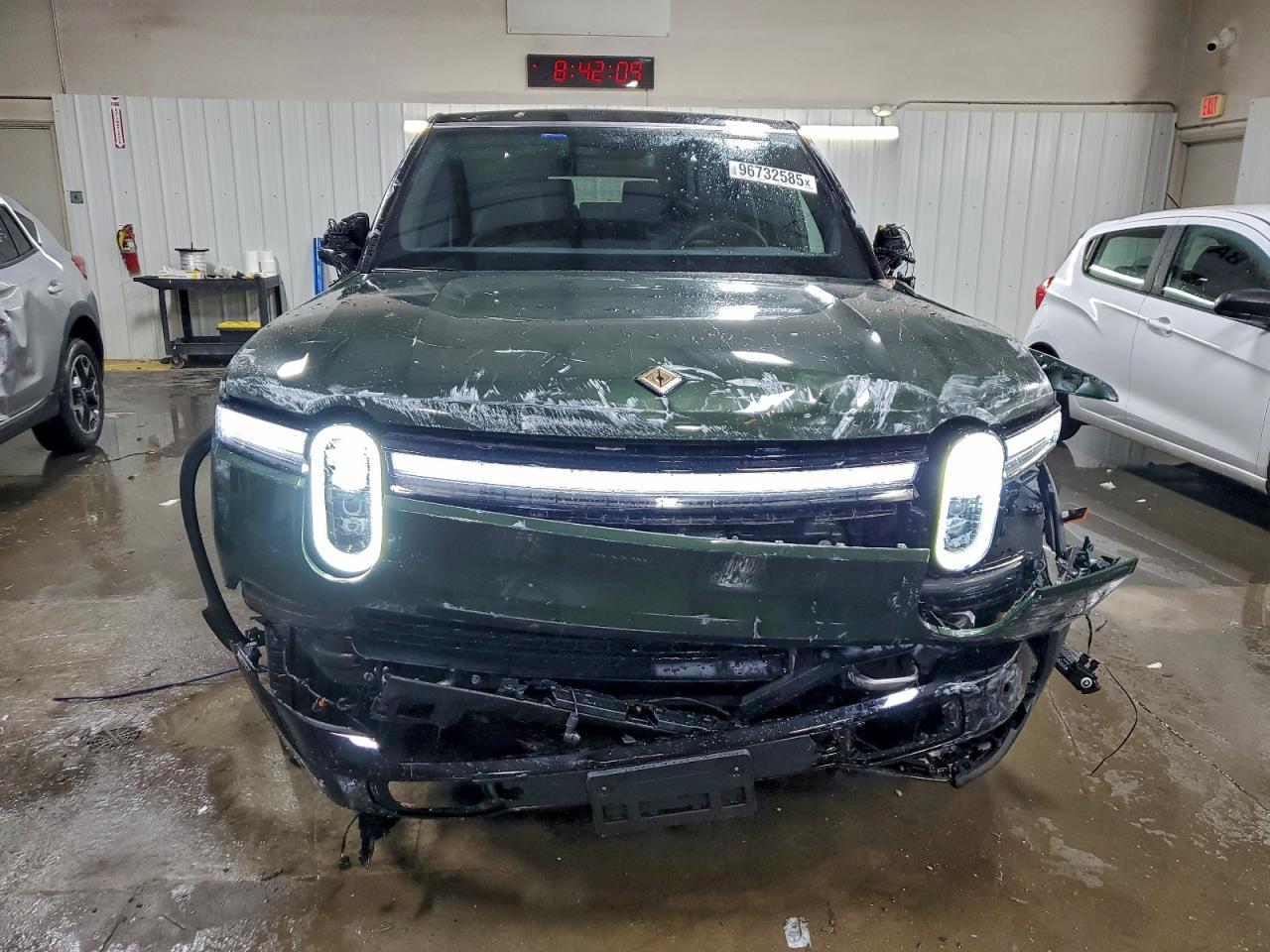 2026 Rivian R1S Adventure - Image 5