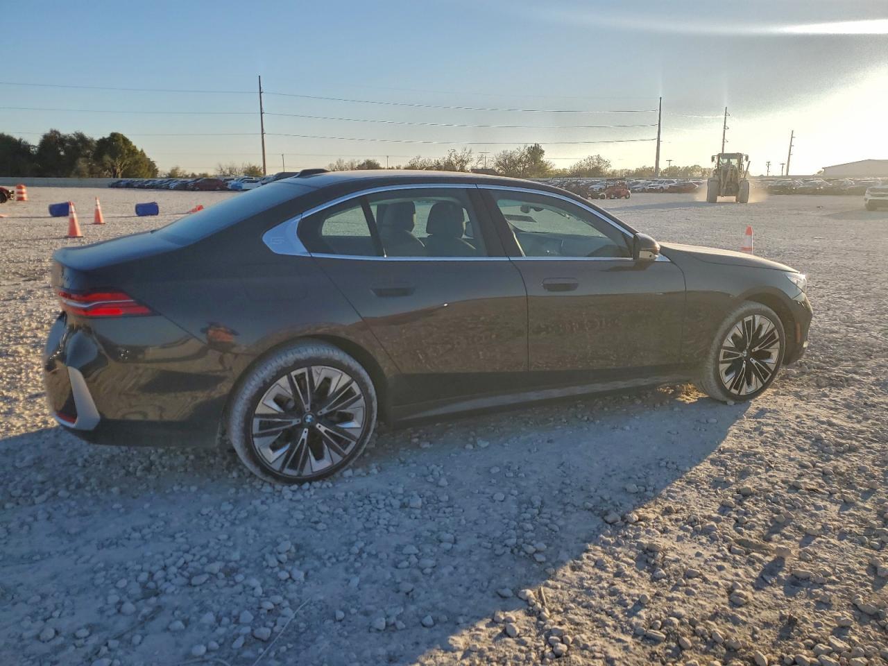 2024 BMW 530 I - Фото 3