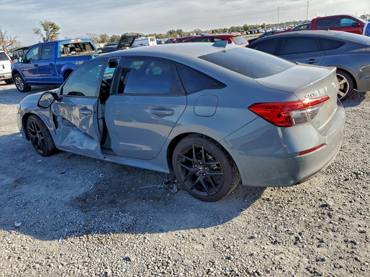 2024 Honda Civic Sport - Image 2