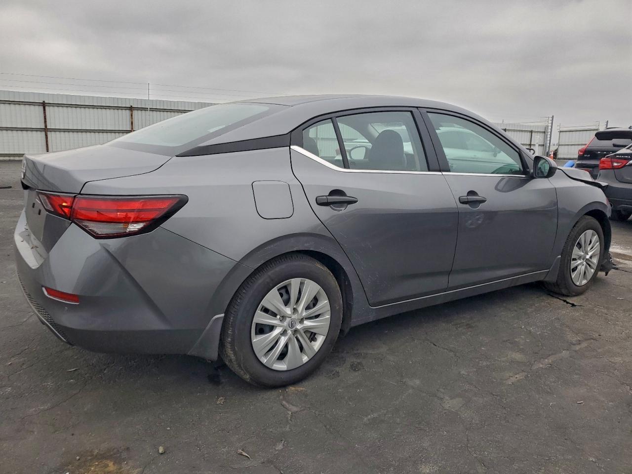 2025 Nissan Sentra S - Фото 3