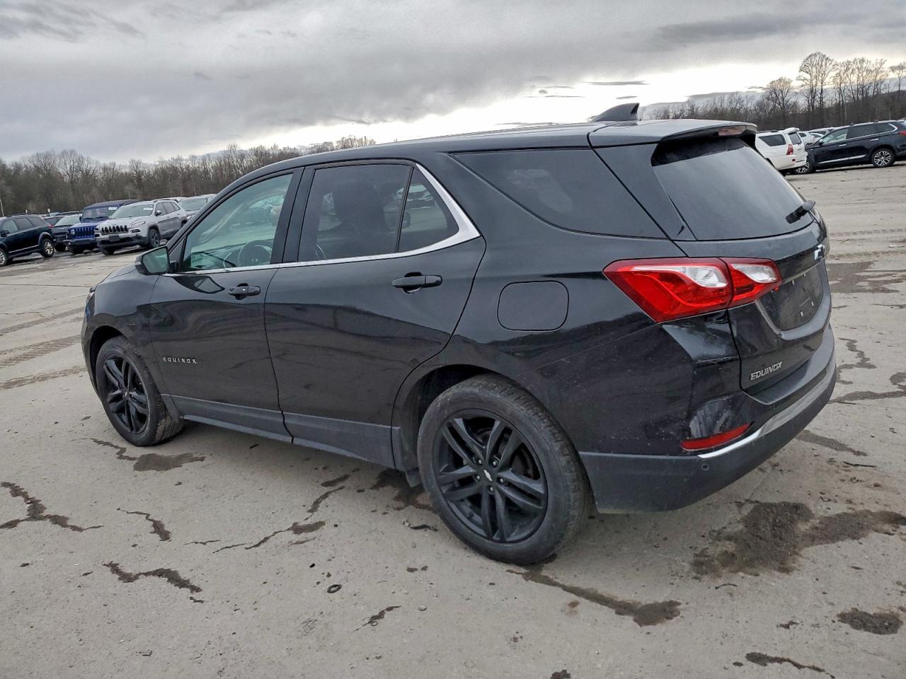 2020 Chevrolet Equinox Lt - Фото 2