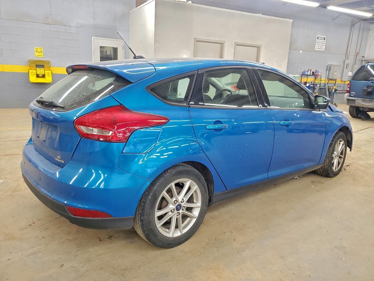 2016 Ford Focus Se - Image 3