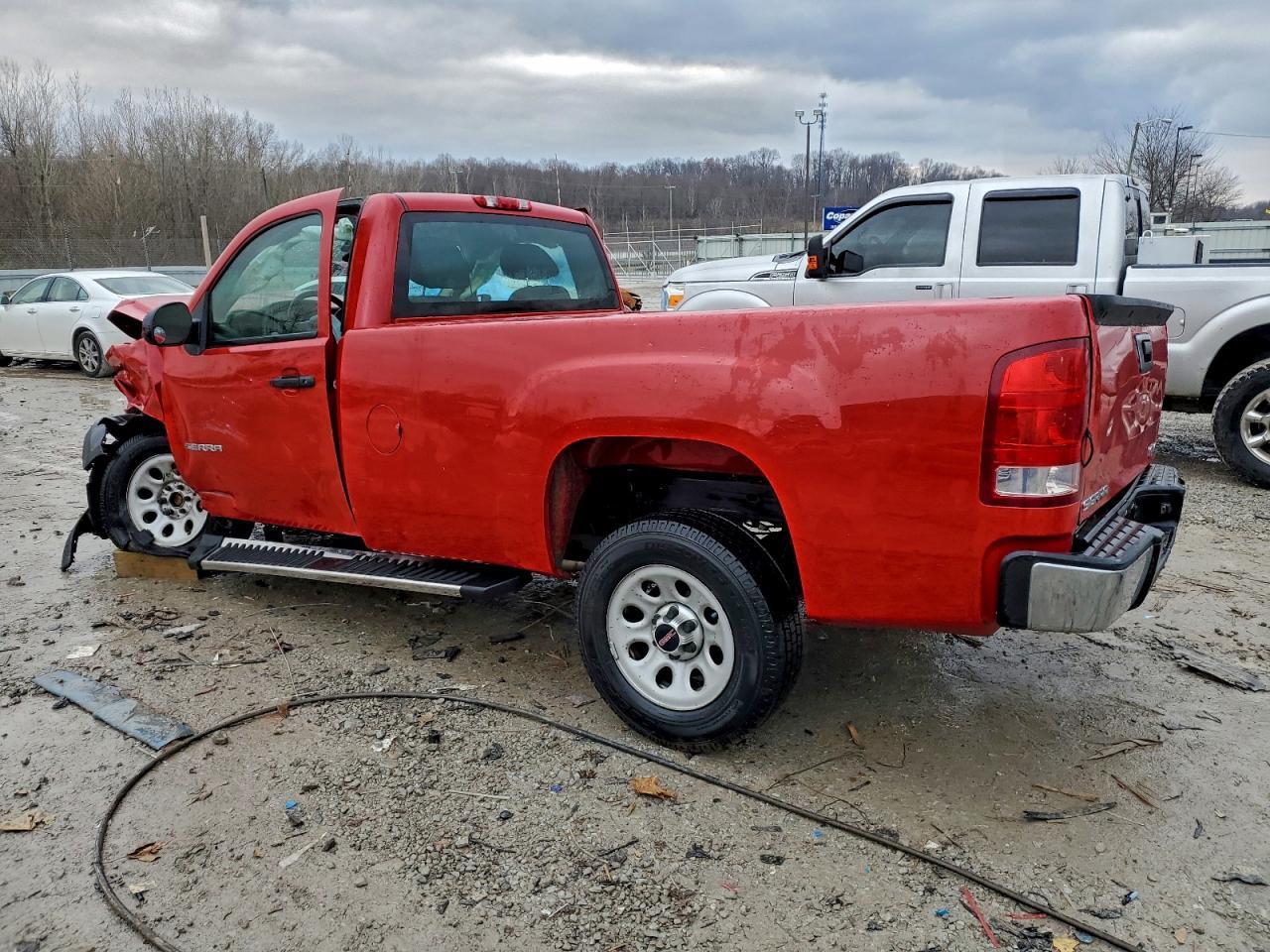 2011 GMC Sierra C1500 - Фото 2