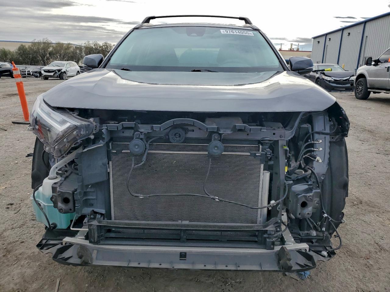 2022 Toyota Rav4 Hybrid Xle - Фото 5