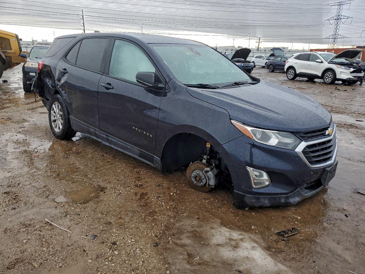 2020 Chevrolet Equinox Ls - Image 4
