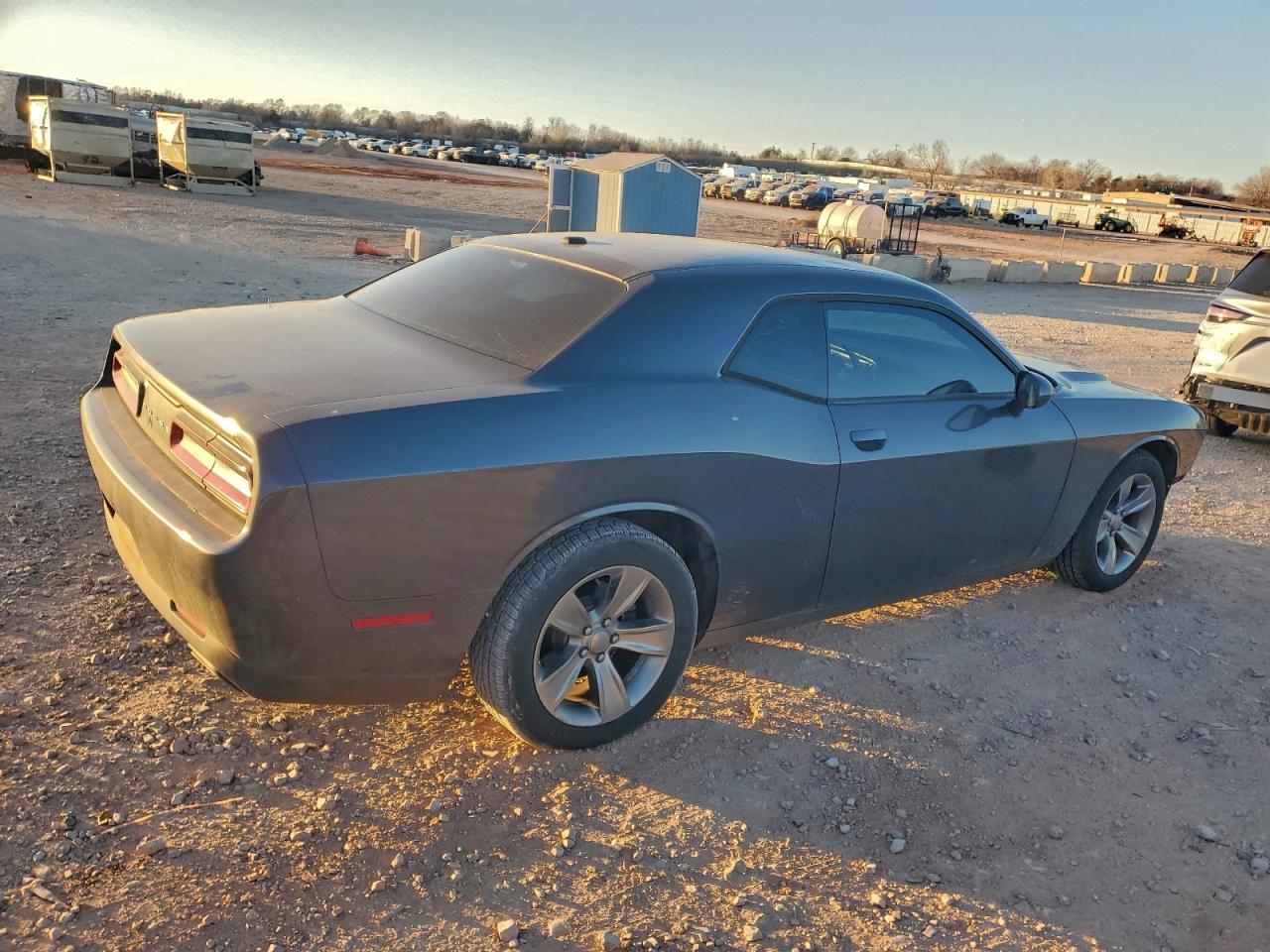 2015 Dodge Challenger Sxt - Фото 3
