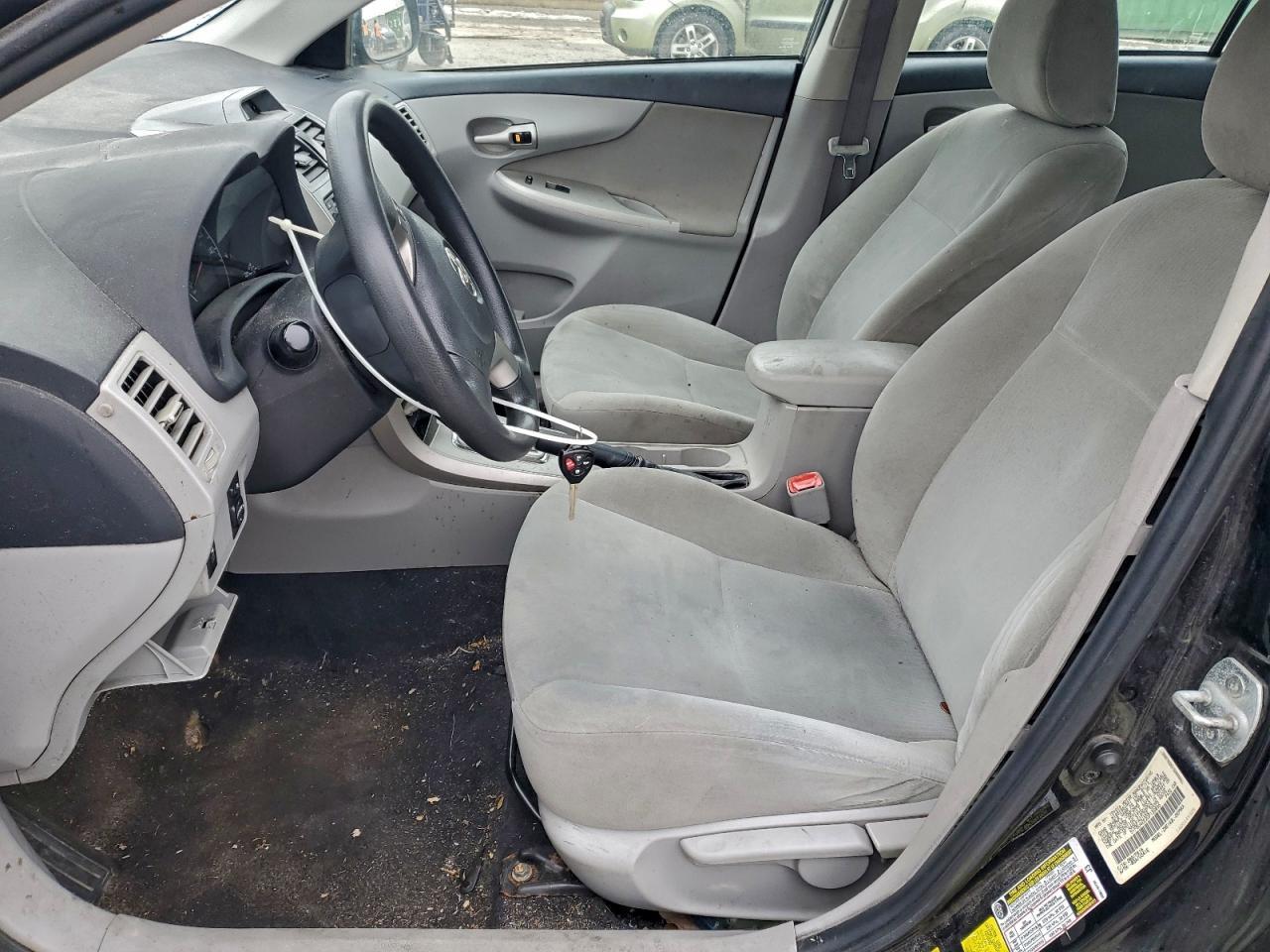 2013 Toyota Corolla - Фото 7