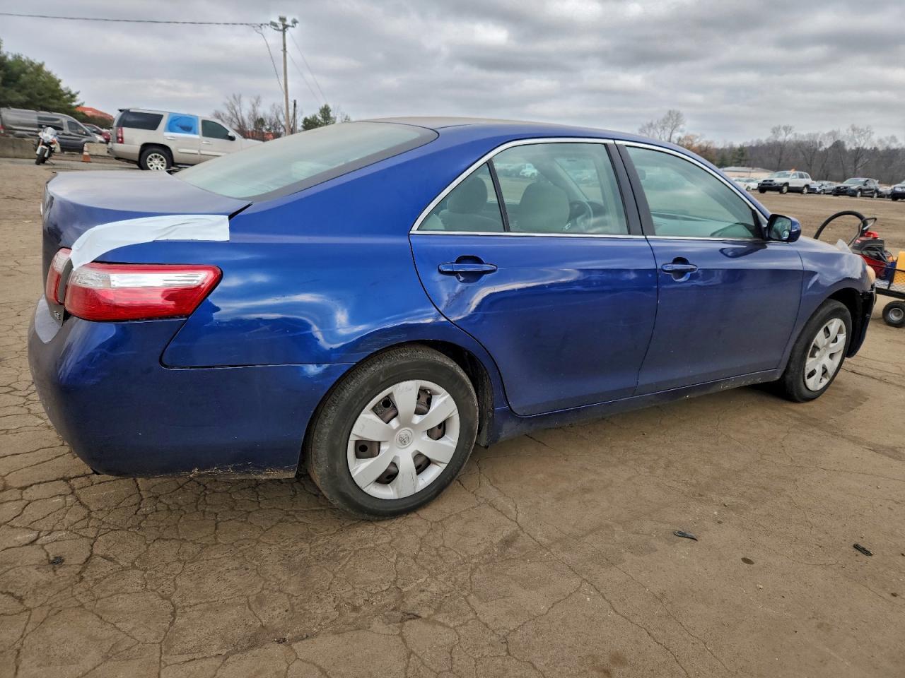 2008 Toyota Camry Ce - Фото 3