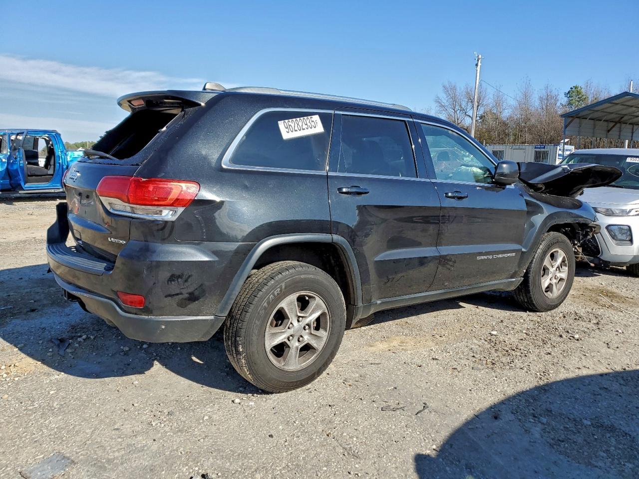 2015 Jeep Grand Cherokee Laredo - Image 3