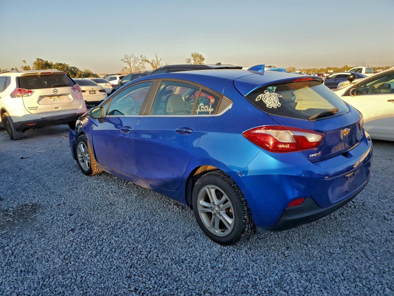 2018 Chevrolet Cruze Lt - Фото 2