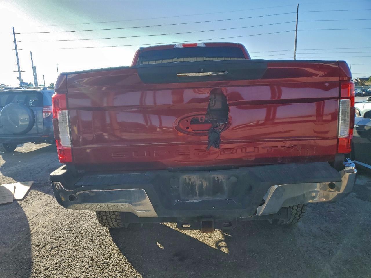 2019 Ford F250 Super Duty - Фото 6