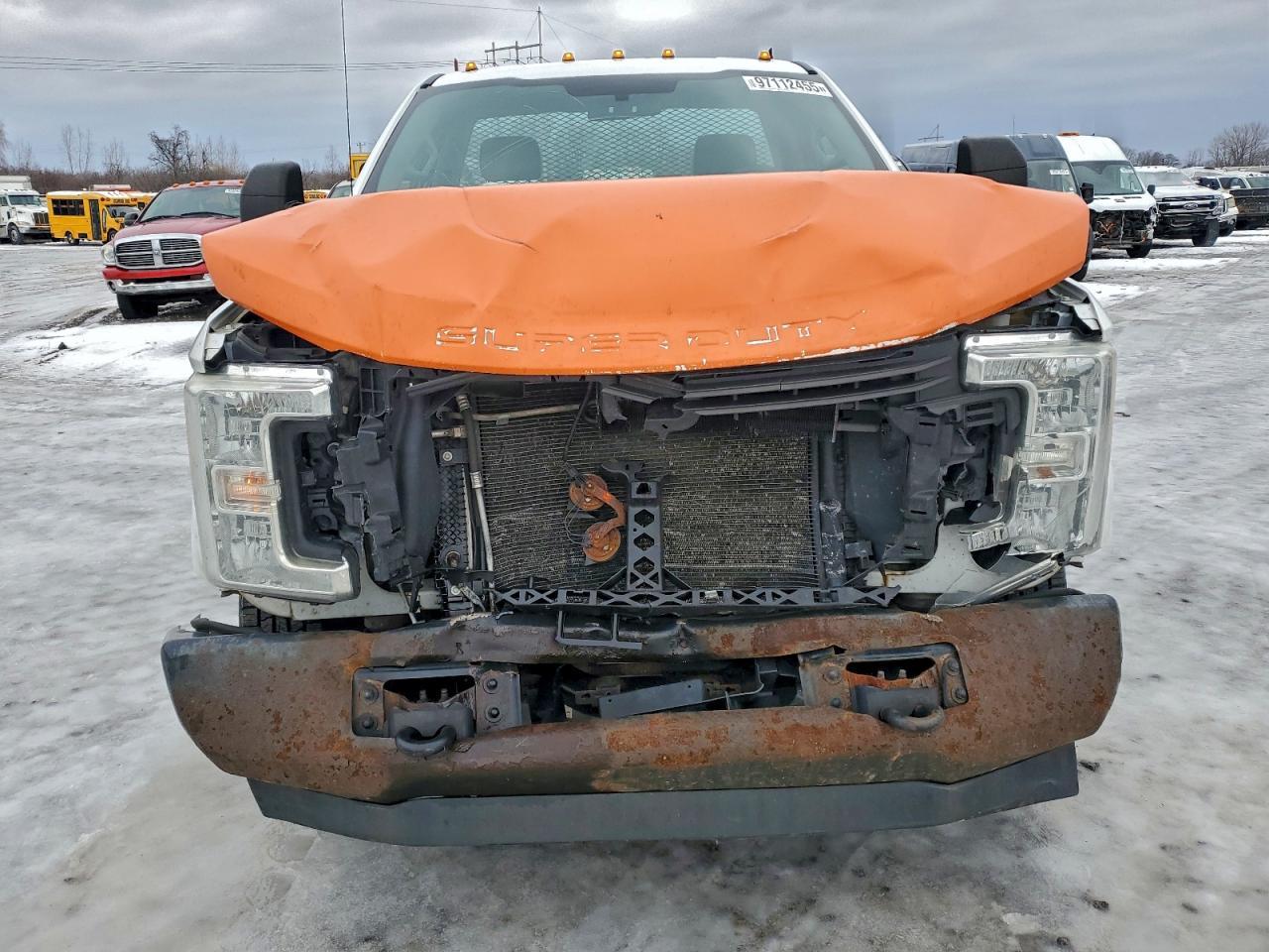 2017 Ford F250 Super Duty - Image 5