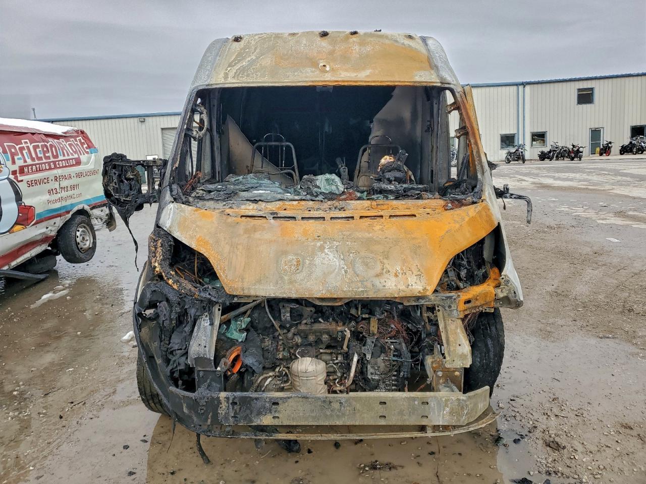 2023 Ram Promaster 2500 Delivery Van - Фото 5