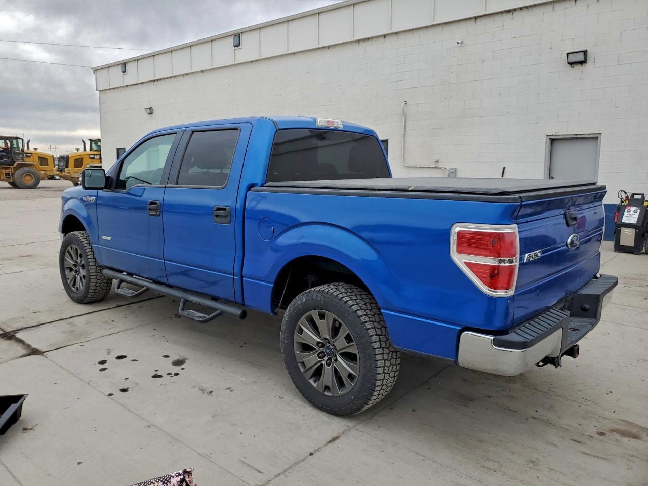 2013 Ford F150 Supercrew - Фото 2