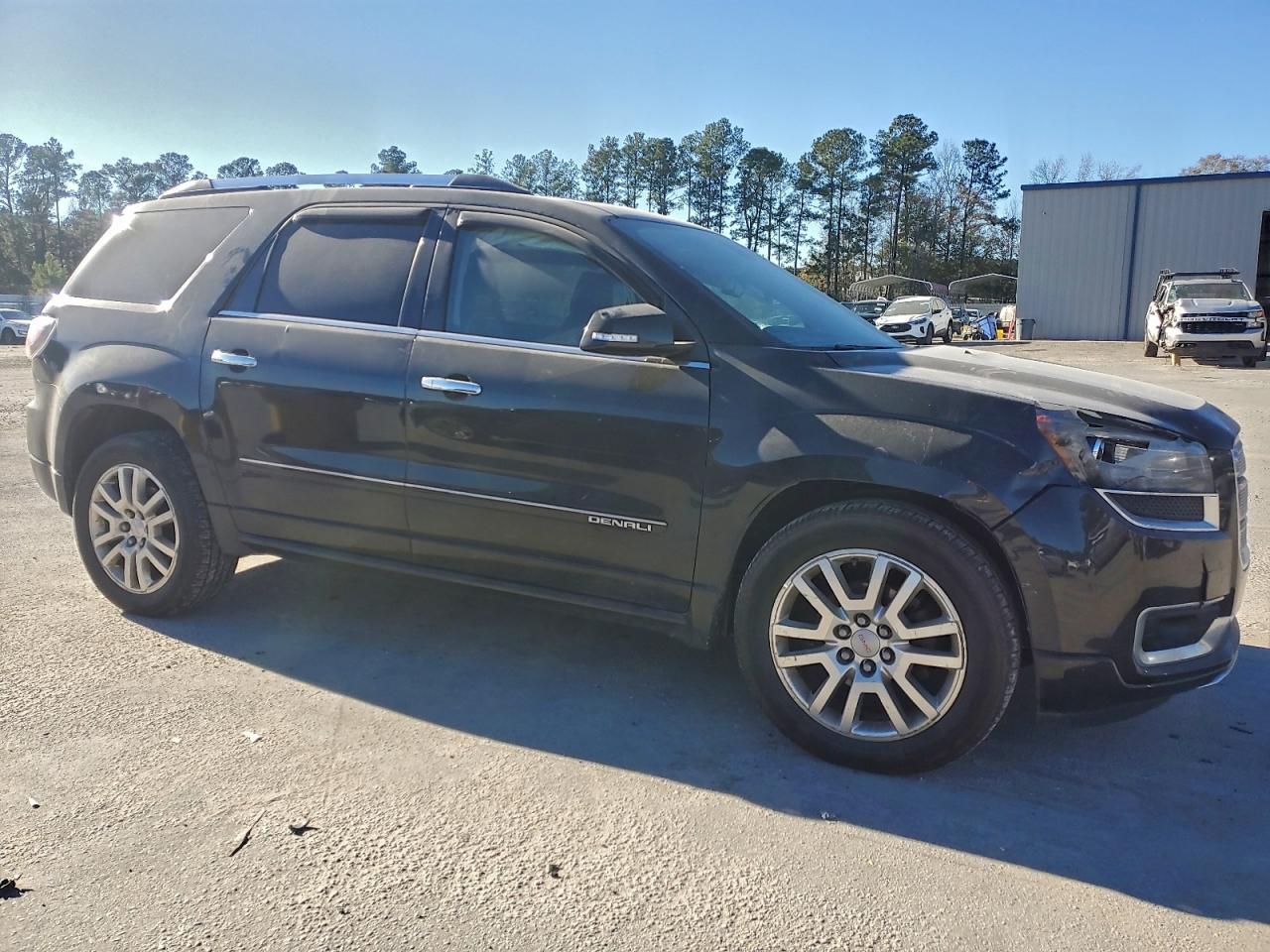 2015 GMC Acadia Denali - Image 4
