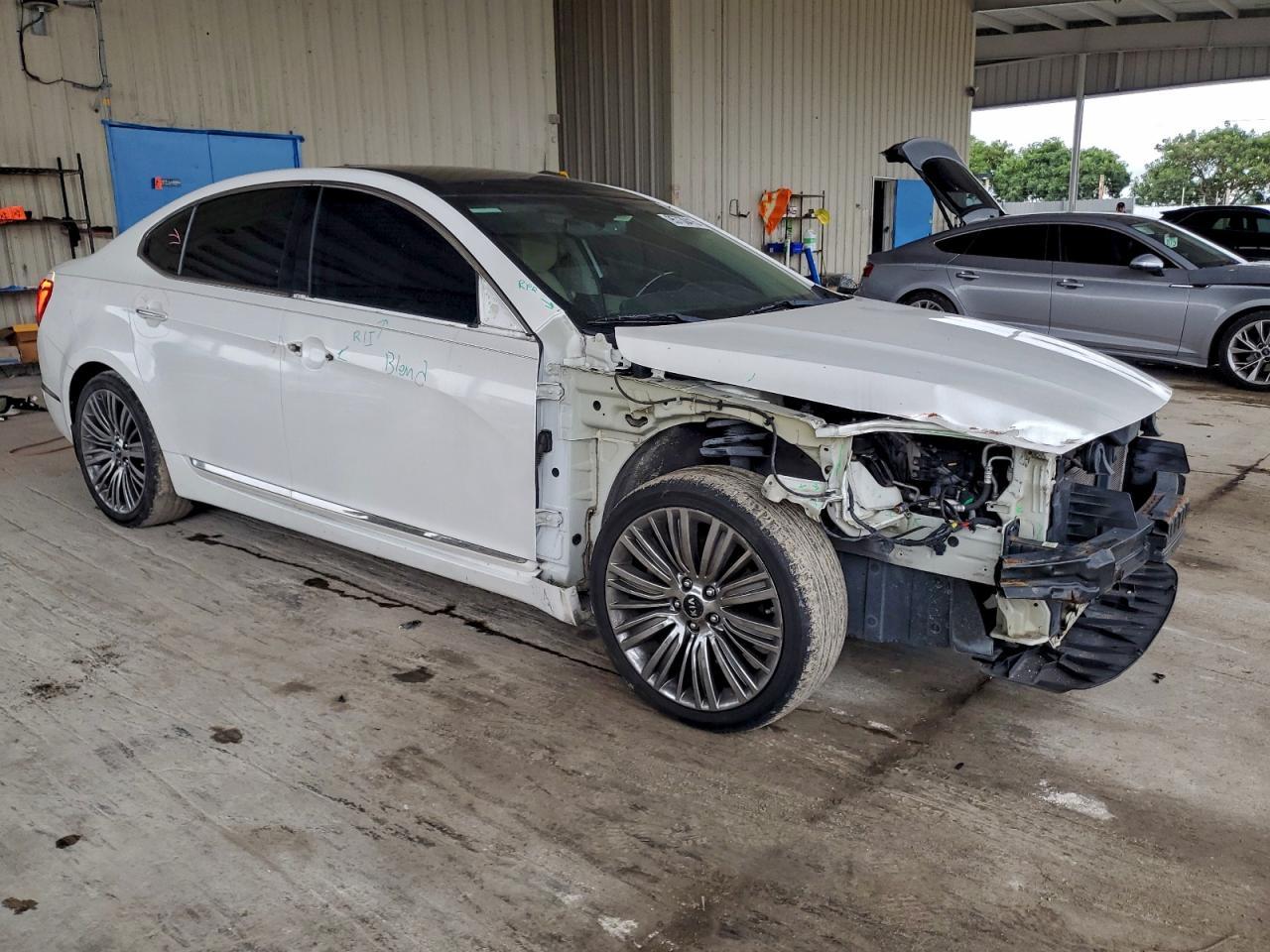 2015 Kia Cadenza Premium - Фото 4