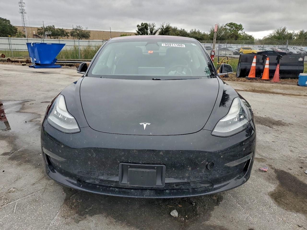 2018 Tesla Model 3 - Фото 5