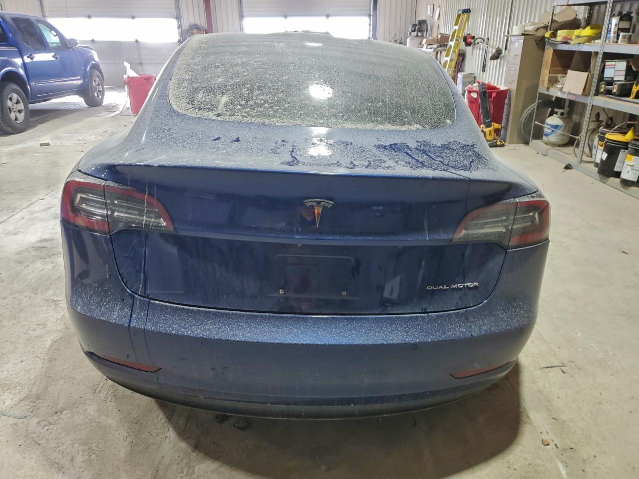 2018 Tesla Model 3 - Фото 6