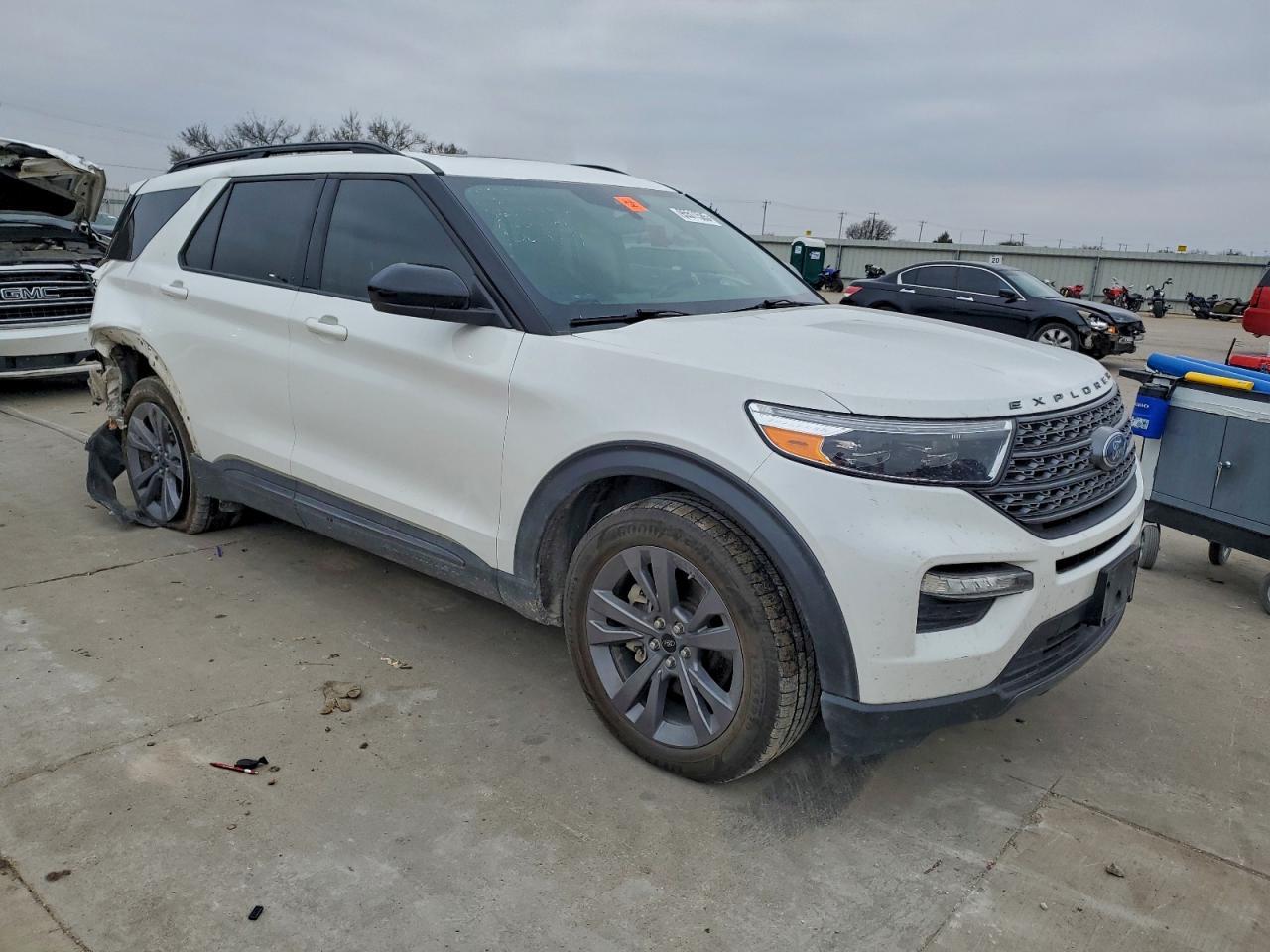 2023 Ford Explorer Xlt - Фото 4
