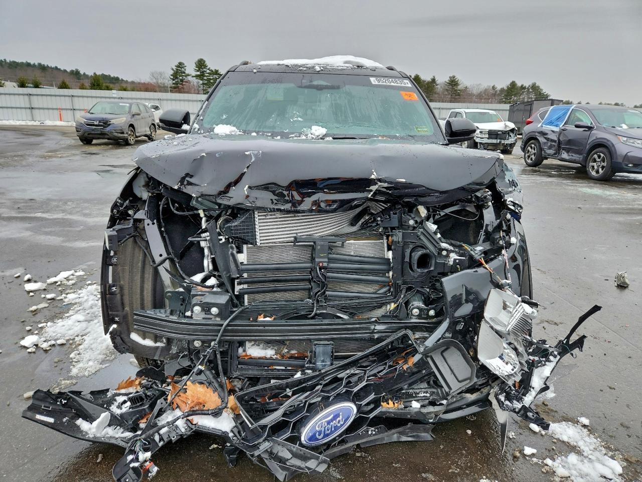 2025 Ford Explorer St-Line - Image 5
