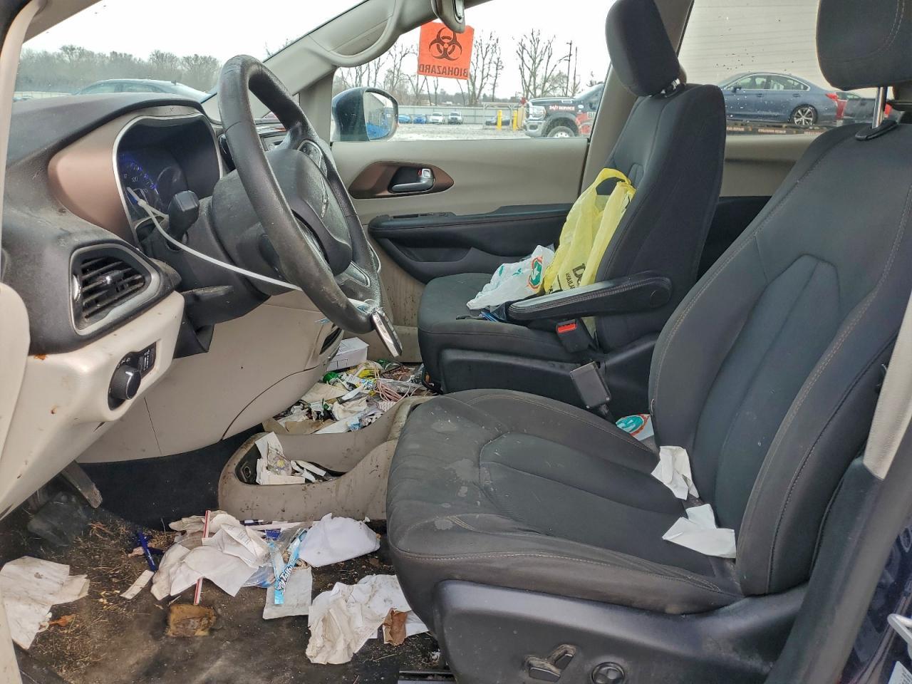 2017 Chrysler Pacifica Lx - Фото 7