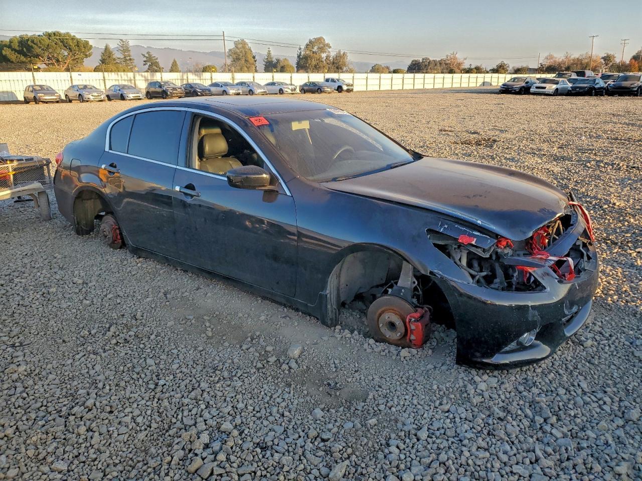 2010 Infiniti G37 Base - Фото 4