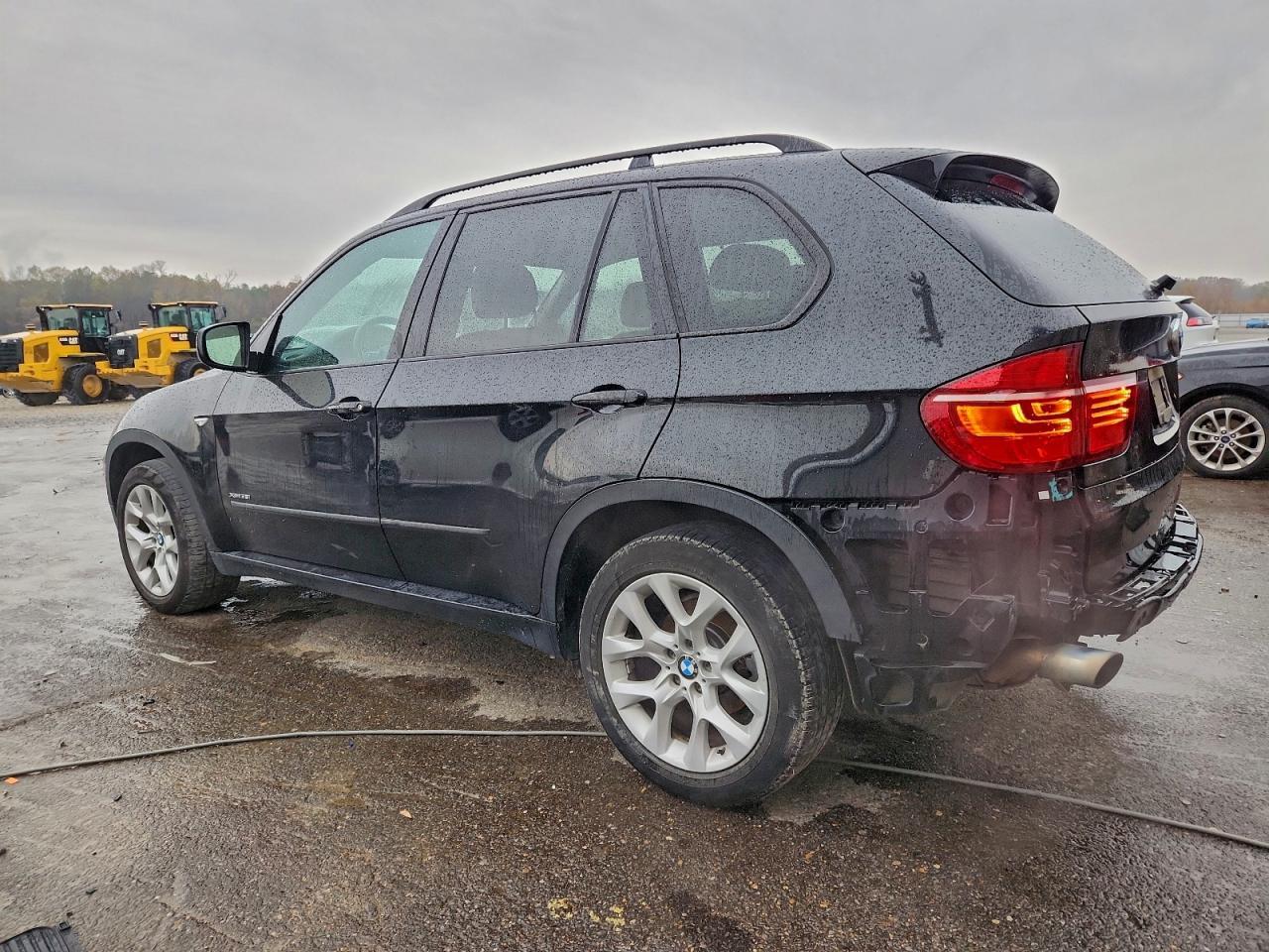 2013 BMW X5 xDrive35I - Фото 2