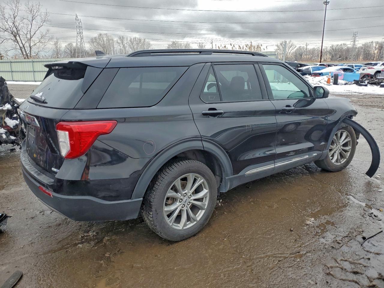2020 Ford Explorer Xlt - Фото 3