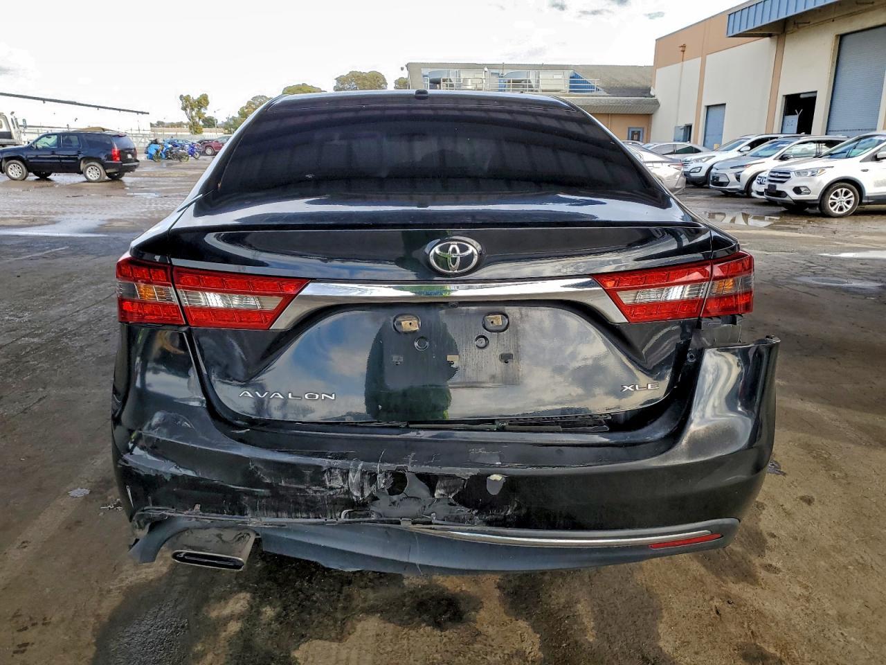 2016 Toyota Avalon Xle - Image 6