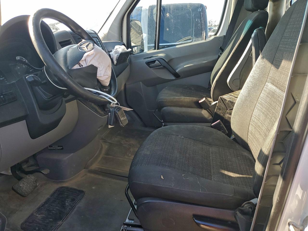 2015 Mercedes Benz Sprinter 2500 Delivery Van Van - Image 7