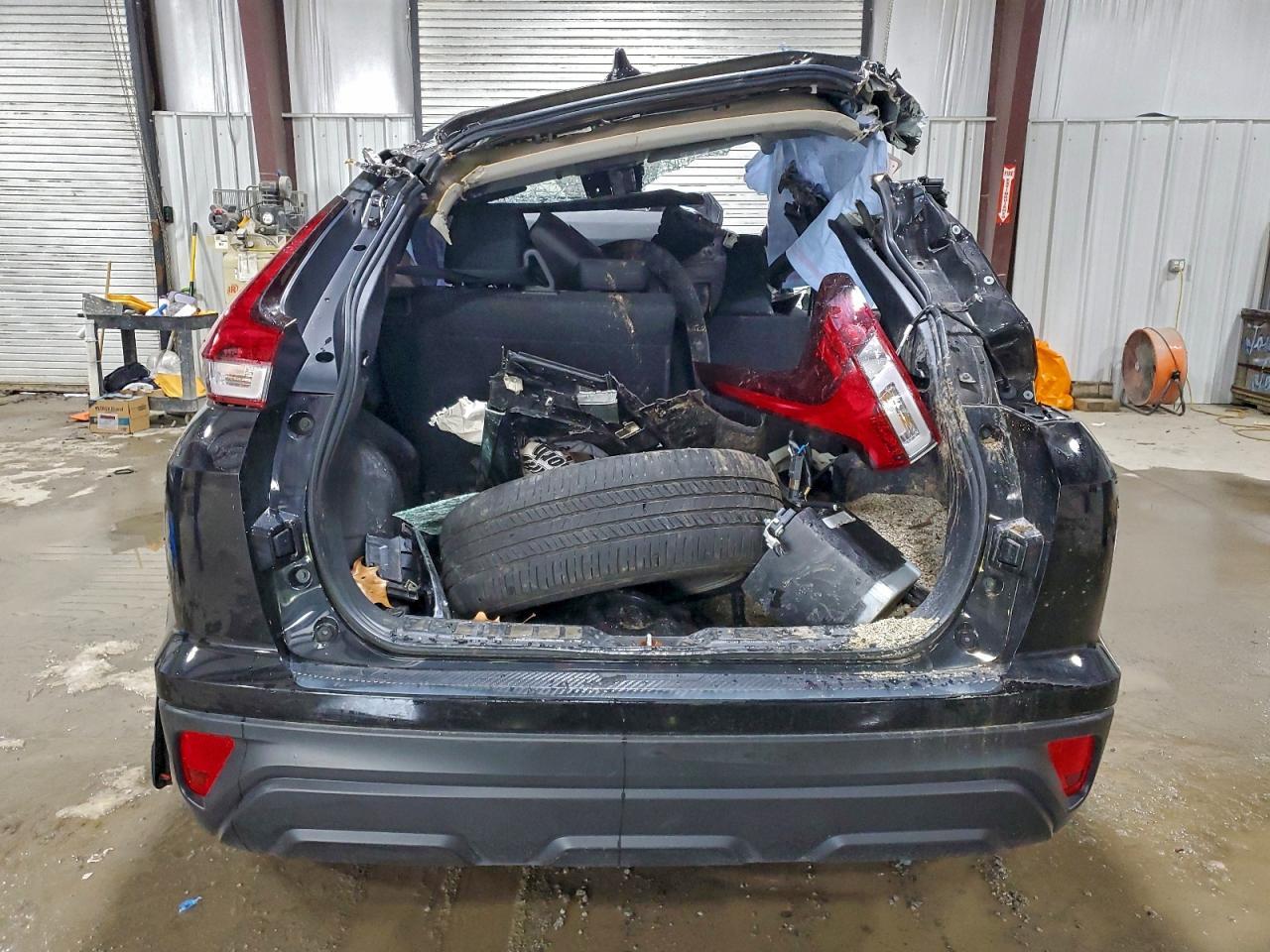 2024 Mitsubishi Eclipse Cross Le - Image 6