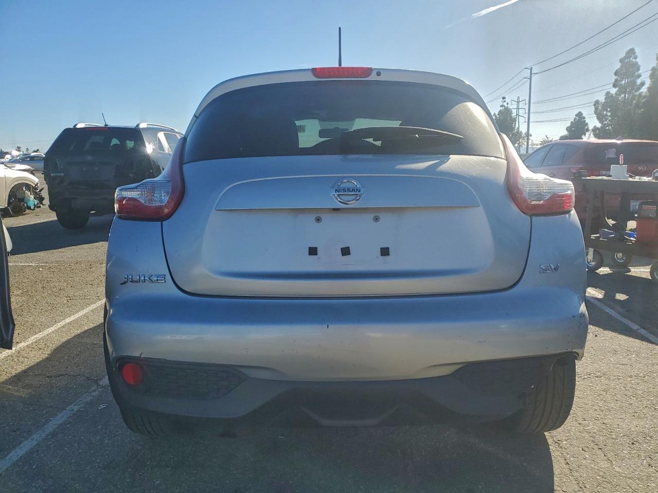 2015 Nissan Juke S - Фото 6
