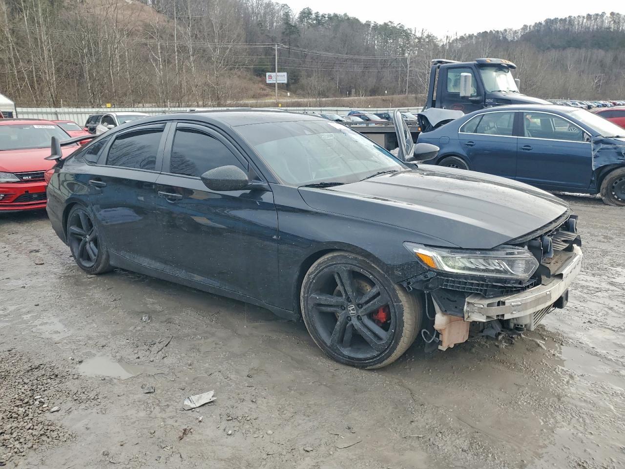 2018 Honda Accord Sport - Image 4