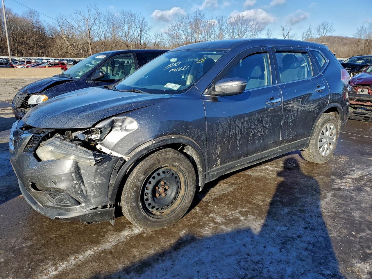 2015 Nissan Rogue S