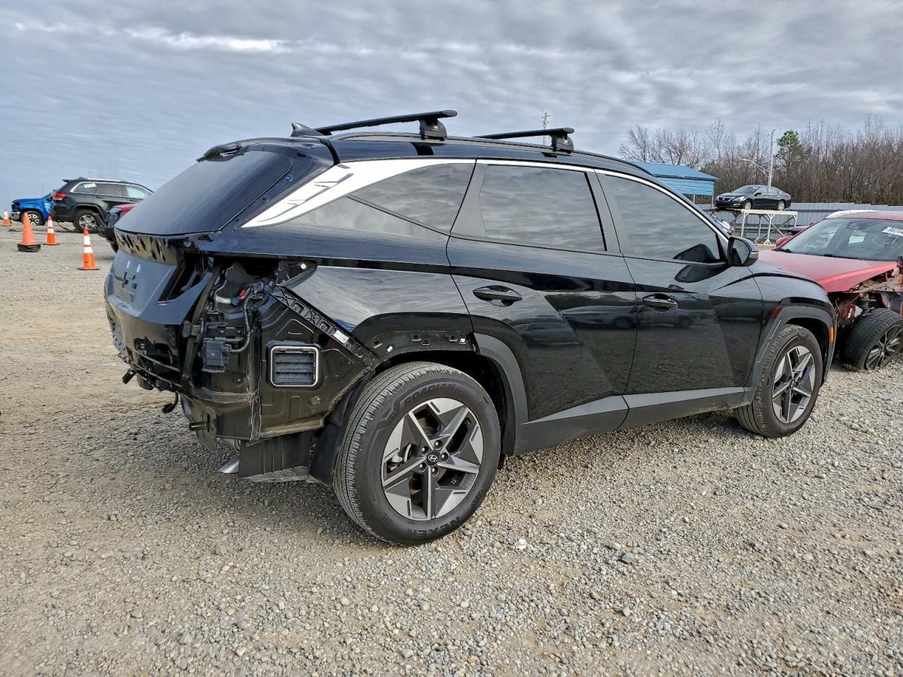 2025 Hyundai Tucson Sel - Image 3