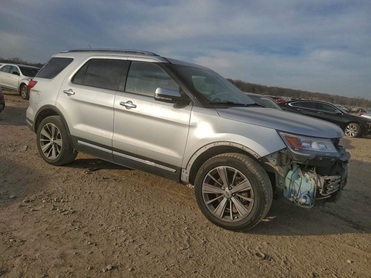 2018 Ford Explorer Limited - Фото 4